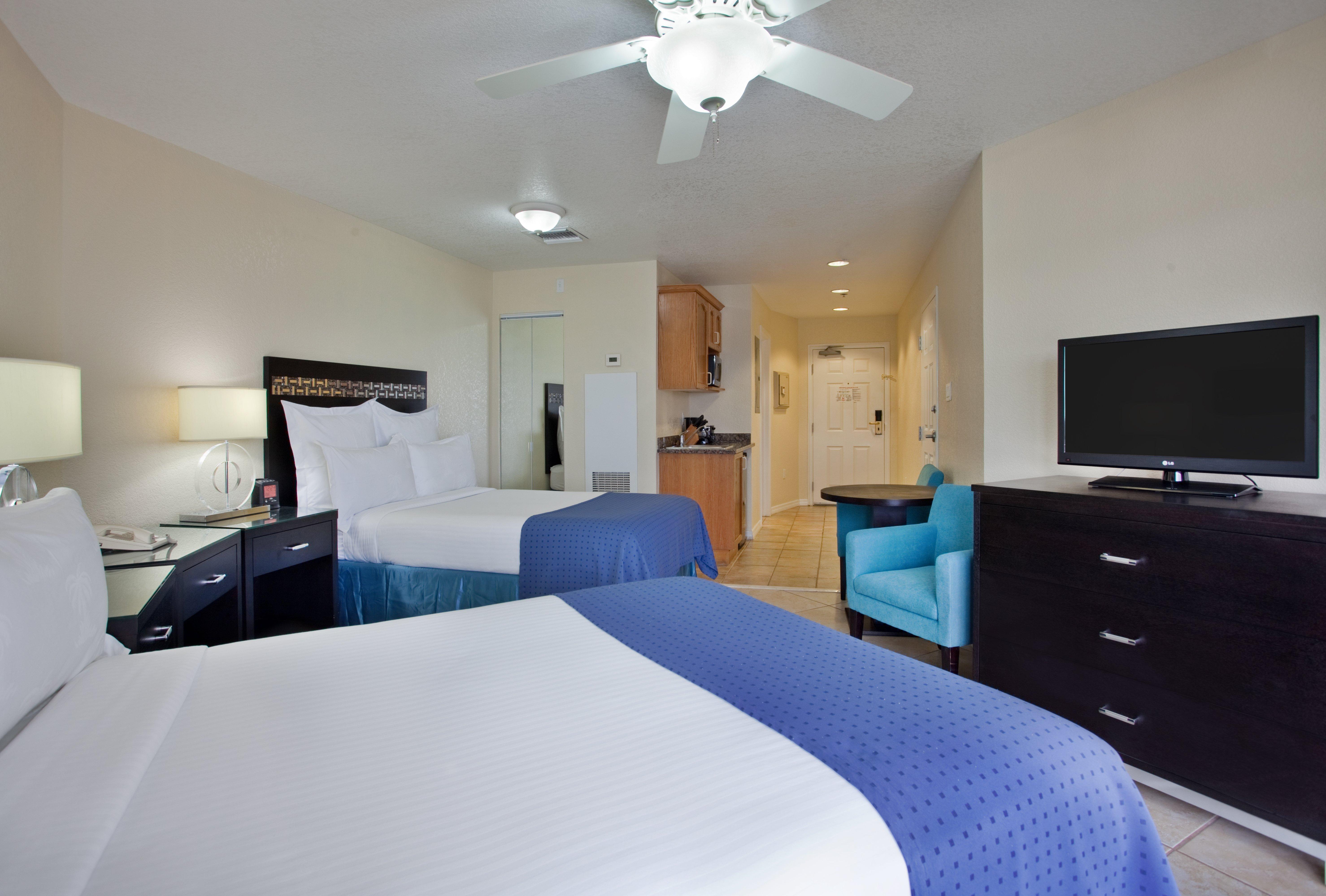 Holiday Inn Resort Grand Cayman By Ihg (Adults Only) West Bay Exterior photo