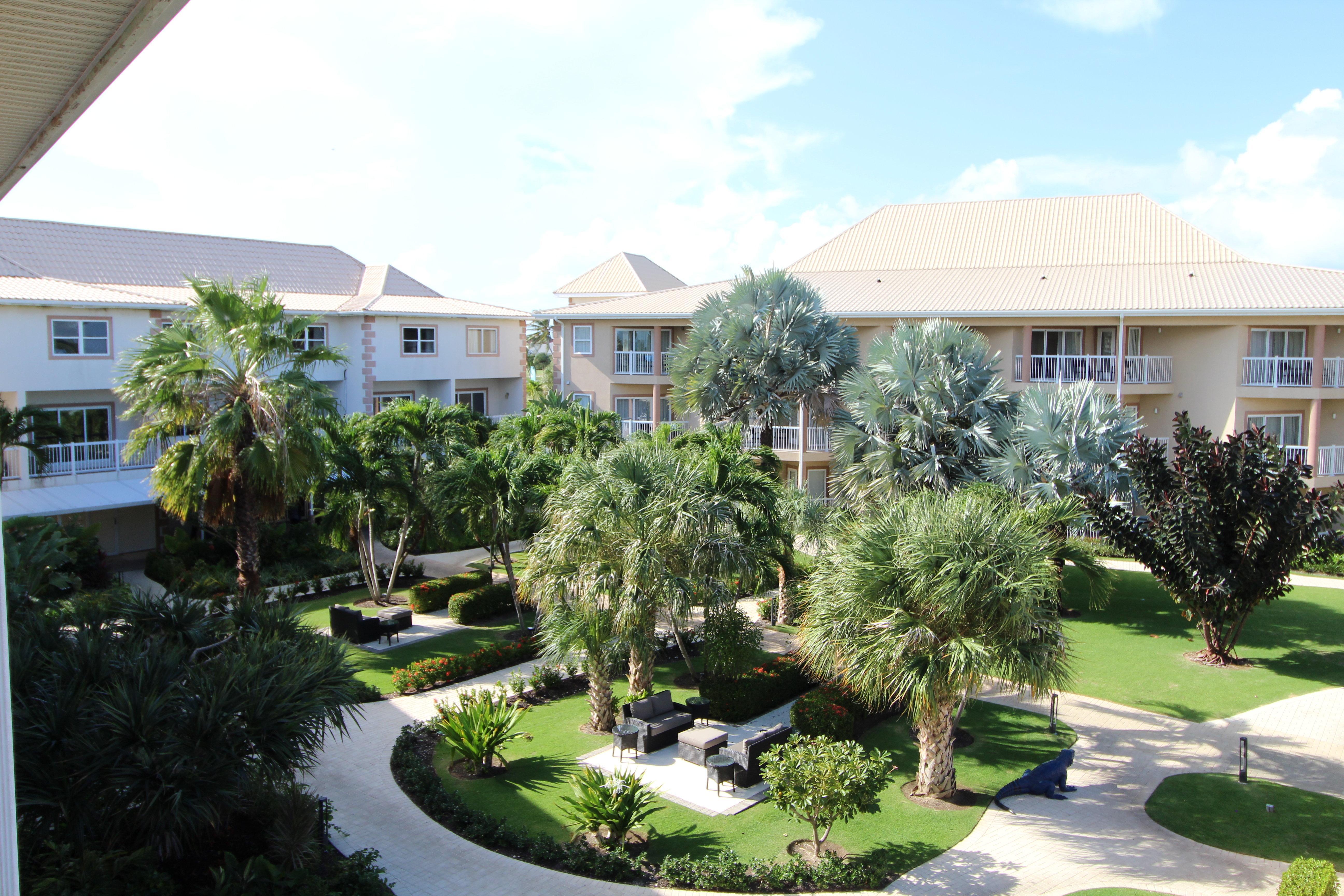 Holiday Inn Resort Grand Cayman By Ihg (Adults Only) West Bay Exterior photo