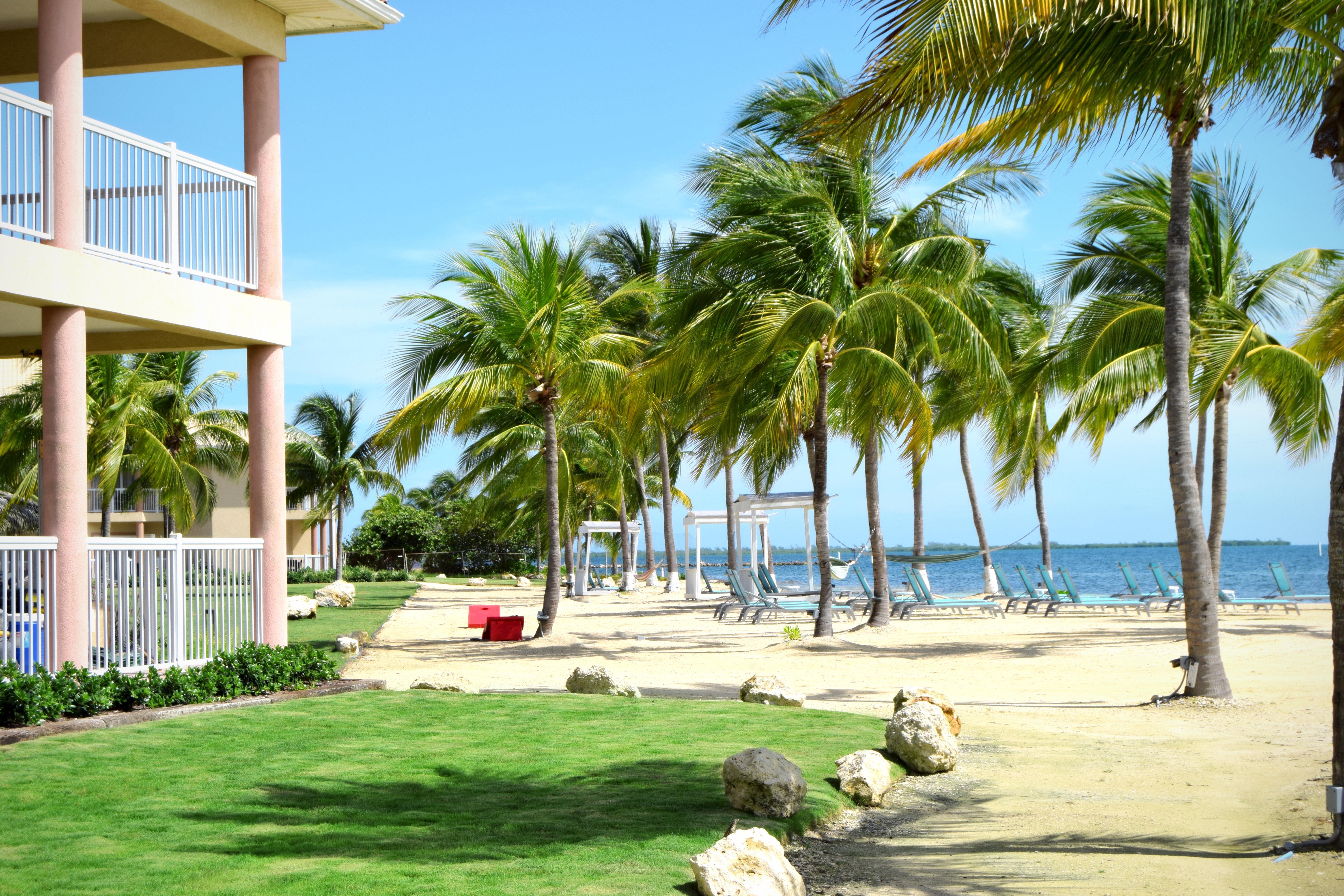 Holiday Inn Resort Grand Cayman By Ihg (Adults Only) West Bay Exterior photo