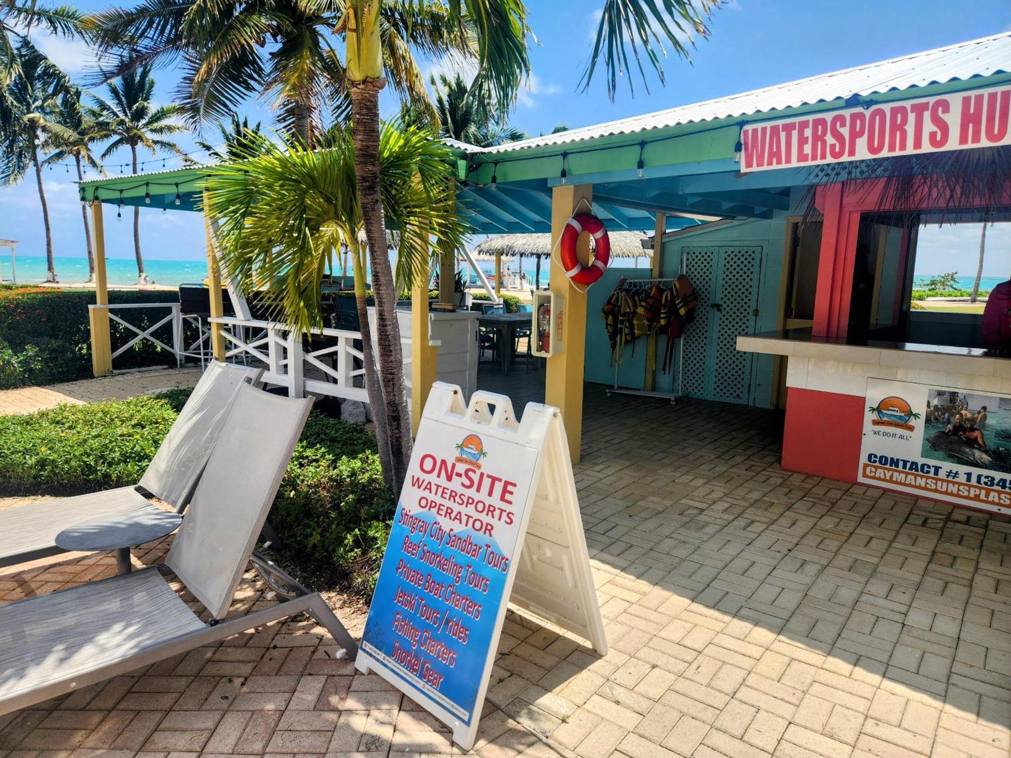 Holiday Inn Resort Grand Cayman By Ihg (Adults Only) West Bay Exterior photo